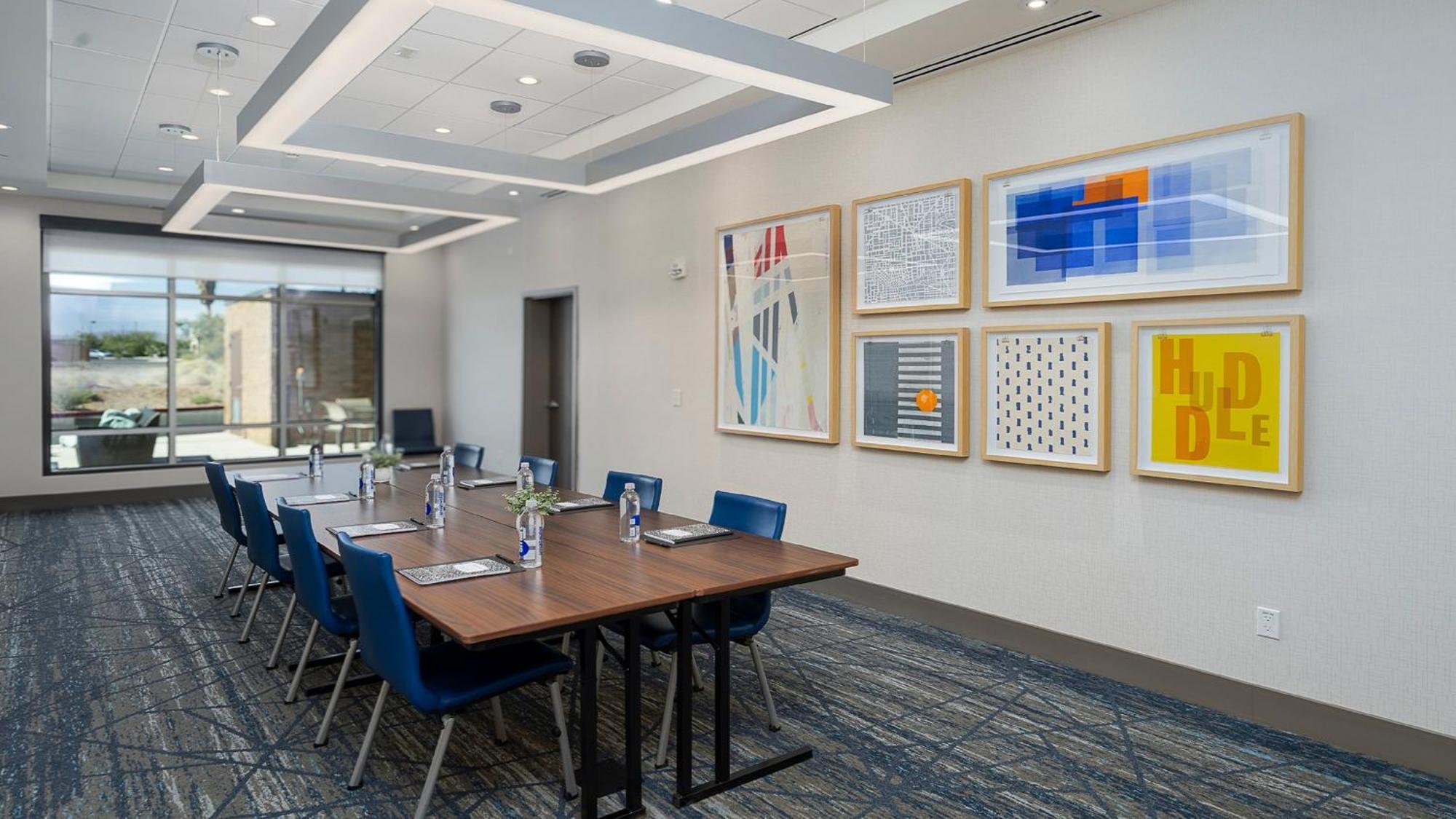 Holiday Inn Express & Suites Ridgecrest - China Lake By Ihg Bagian luar foto